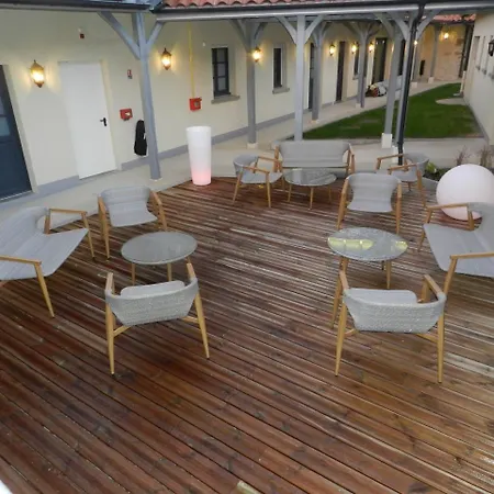- - La Venise Verte Hotel 3*